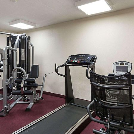 Comfort Inn Oxon Hill Buitenkant foto