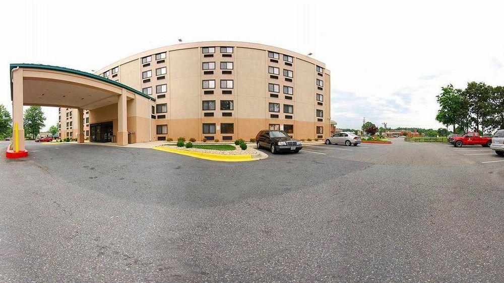 Comfort Inn Oxon Hill Buitenkant foto