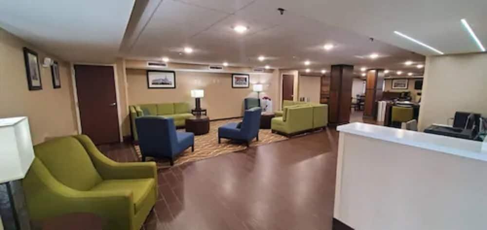 Comfort Inn Oxon Hill Buitenkant foto