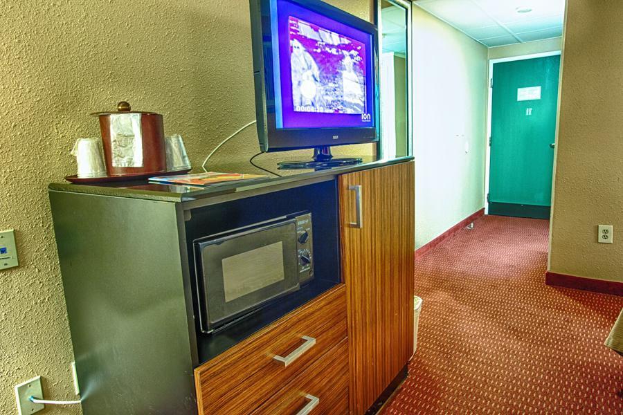 Comfort Inn Oxon Hill Buitenkant foto