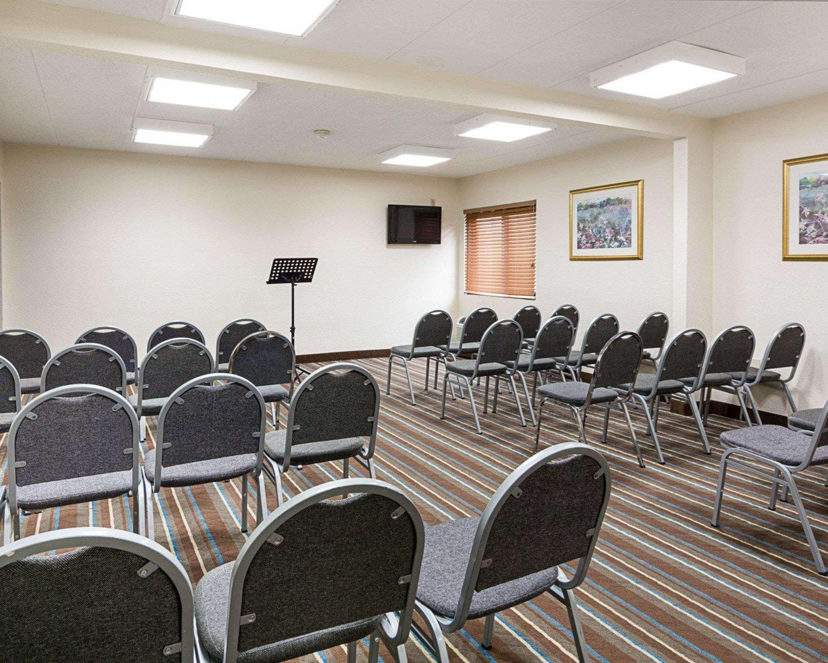 Comfort Inn Oxon Hill Buitenkant foto