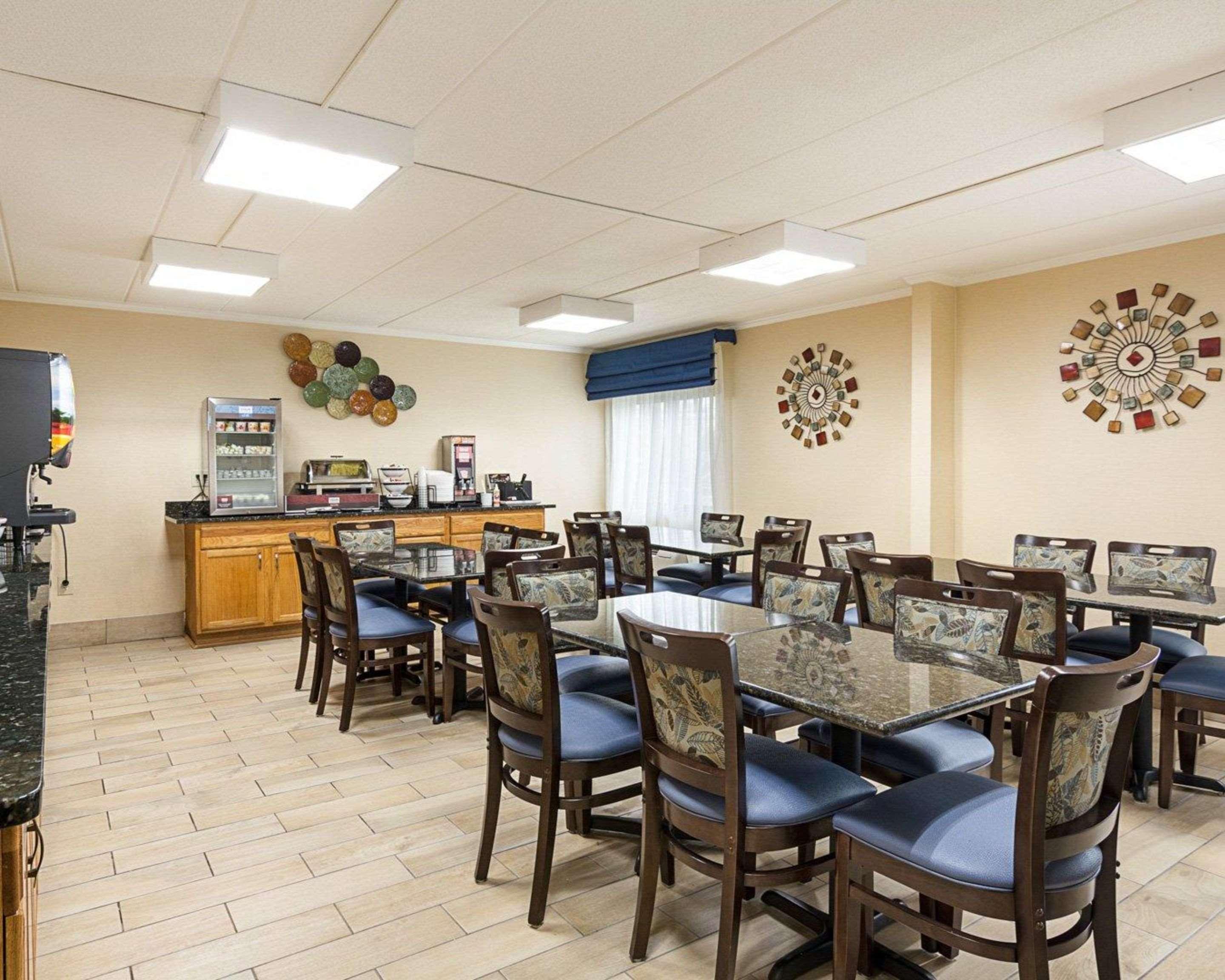 Comfort Inn Oxon Hill Buitenkant foto